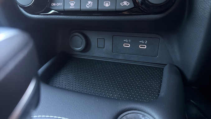 Nissan Juke 1.6 Hybrid N-Connecta 5dr Auto [Revised] Hybrid Hatchback - Image 42
